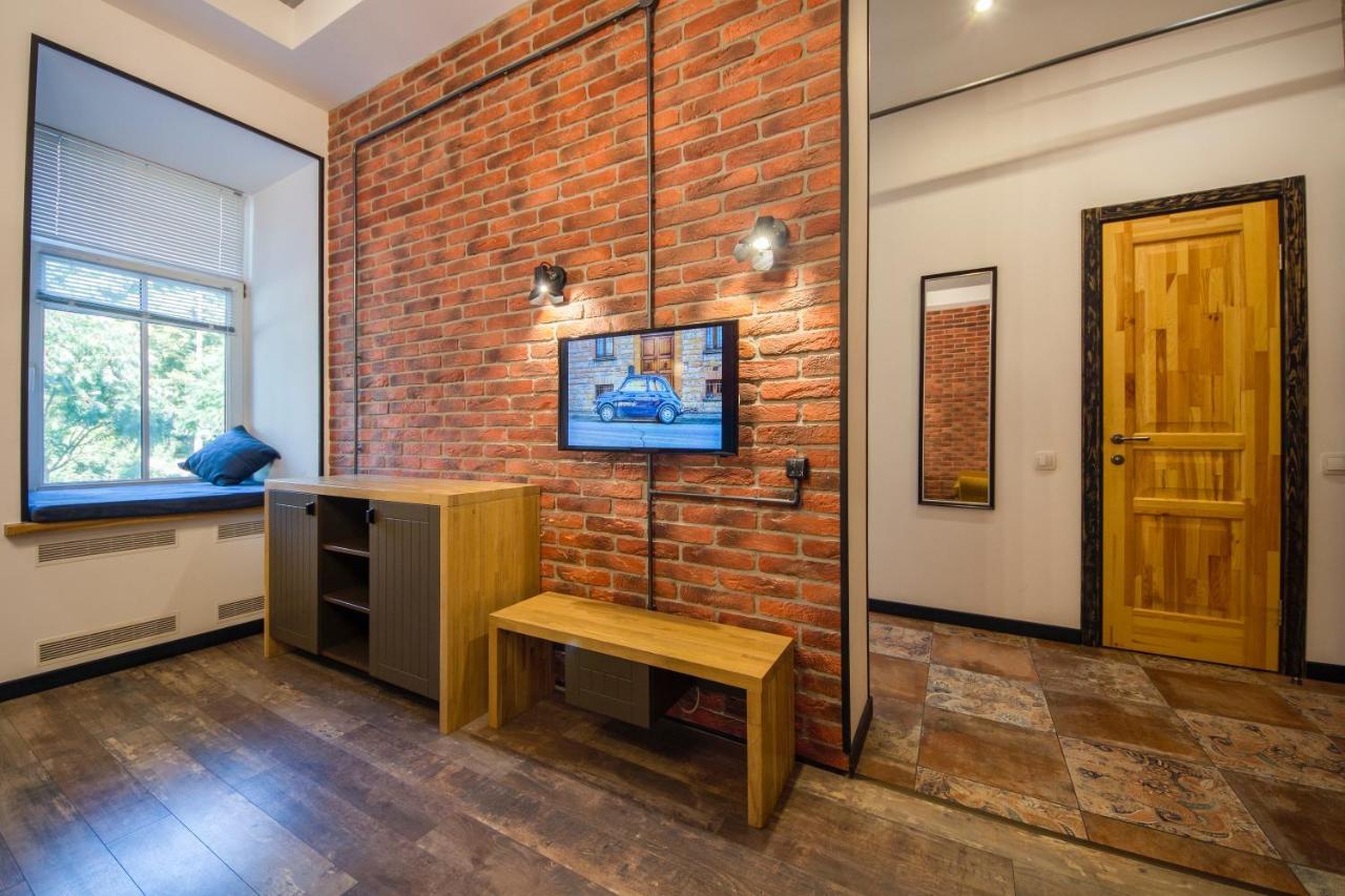 Self Check-In Apartments Near Landscape Alley Kyjev Exteriér fotografie
